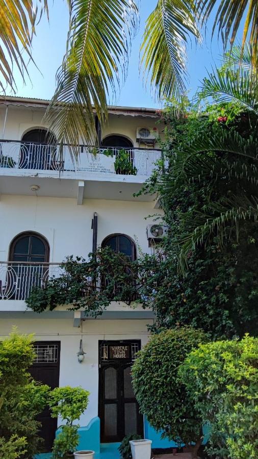 Warere Town House By Zanzibar Gem Hotel Exterior photo