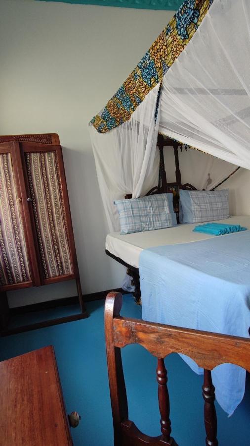 Warere Town House By Zanzibar Gem Hotel Exterior photo